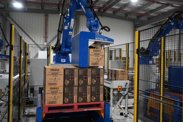 AFGC's State of Industry report found a federal tax incentive drove capital investment, with automation a key upgrade item. Here is Robotic Automation&rsquo;s patented Motopal gripper series in action at Arnott's Huntingwood factory. 
Source: Robotic Automation