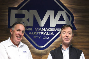 Phil Munday (left) Ray Malone (right).