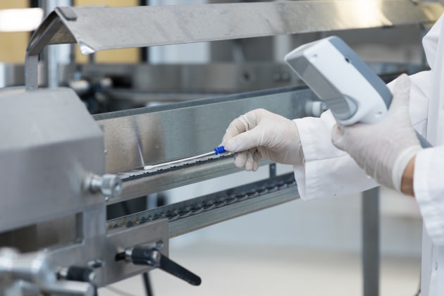 Environmental monitoring is a critical component of food safety programs, involving sampling and testing the environment and equipment within a food manufacturing facility to help prevent cross-contamination of finished products. Neogen has released the second edition of its handbook for the sector.
Source: Neogen