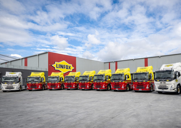Linfox is rolling out the first of 26 battery-powered prime movers to service food and beverage distribution across Melbourne, Brisbane and Adelaide. 
Source: Linfox