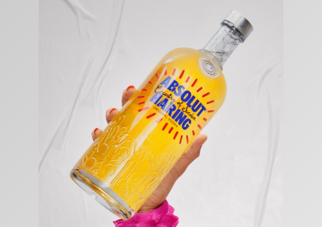 Absolut has released the Keith Haring Artist Edition bottle in Australia, marking a renewed collaboration with the late pop artist nearly four decades after his original design for the brand.
Source: Absolut