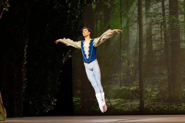 Caleb Durbin at Alberta Ballet. Image by Vito Lorusso
