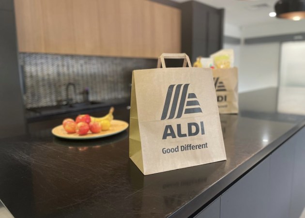 Aldi will replace its plastic bags with paper ones