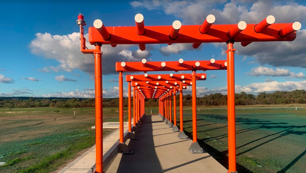 Indra has completed delivery to the ADF eleven Instrument Landing Systems and six Non-Directional Beacons across twelve sites.

Credit: Indra