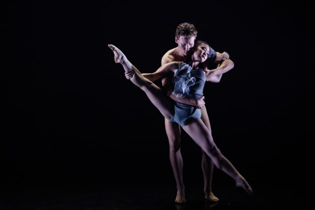 Ronan Armstrong and Carmelita Buay in Rafael Bonachela's 'Variation 10'. Photo by Daniel Boud.