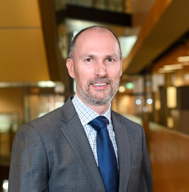 Professor Bram Hoex.