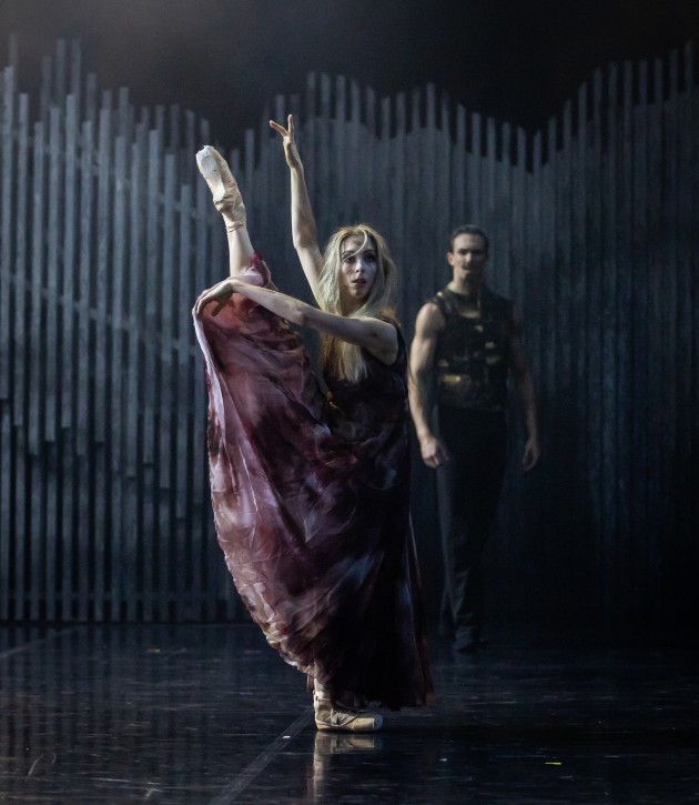 Queensland Ballet. Joseph Moss as Claudius and Libby Rose Niederer as Ophelia. Images by David Kelly
