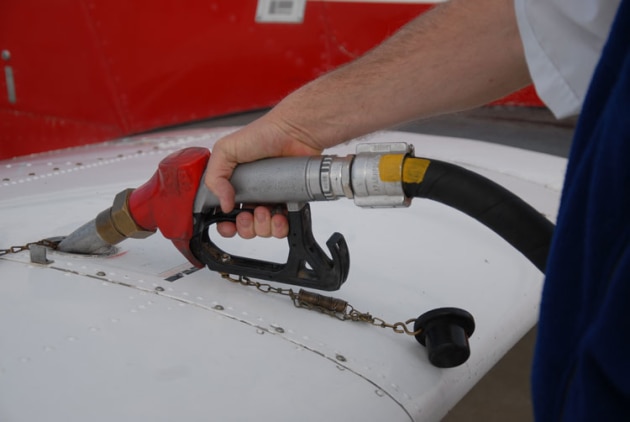 Refueling a GA aircraft with avgas. (Steve Hitchen)