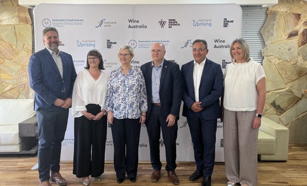 Minister for primary industries and regional development Clare Scriven officially launched the blueprint along with Riverland Wine Independent chair Dr Darren Oemcke, and Riverland Wine grape grower and wine maker representatives at the Riverland Wine Centre.