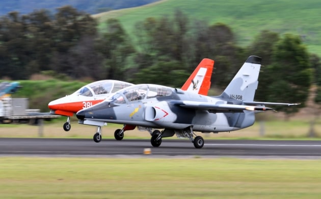 A nice formation departure from the Marchettis. (Steve Hitchen)