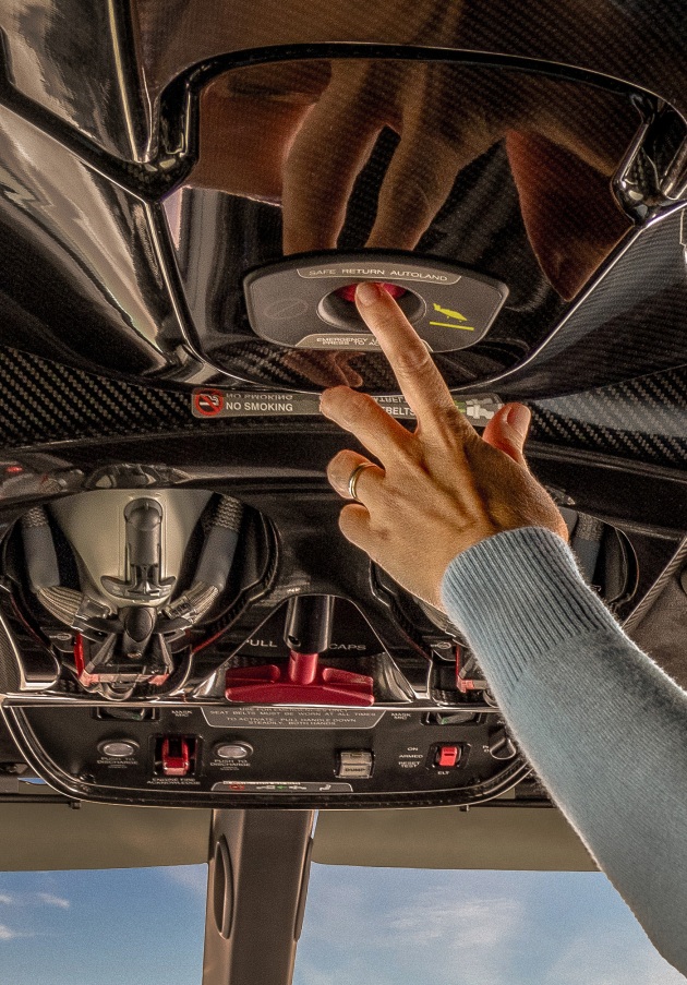 The new G3 boasts award-winning safety features, the Cirrus Airframe Parachute System&reg; (CAPS&reg;) and Safe Return&trade; Emergency Autoland
(Cirrus Aircraft)