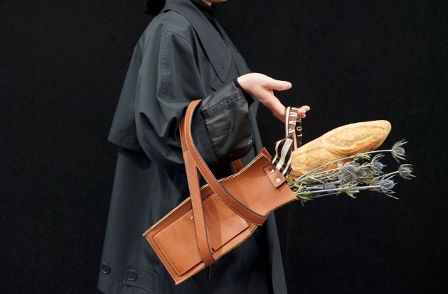 RMIT University Advanced Fashion and Textiles Design Studios, Sans Beast x RMIT &lsquo;re- configuration&rsquo; Vase Bag designed Peng Gao, Fi Cuiting Wu, Yvette Yiran Zhou. Worn by student Peng Gao