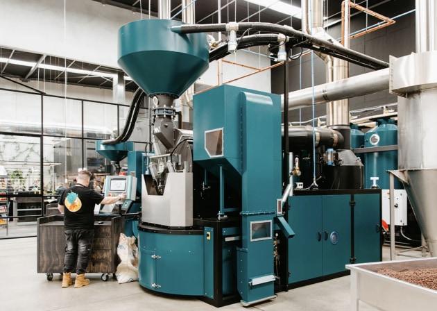 Melbourne-based coffee roastery, Roasting Warehouse Specialty Coffee, has quadrupled productivity following the installation of Jet Technologies&rsquo; Goglio G21 Vertical Form Fill & Seal coffee packing machine.
Source: Roasting Warehouse
