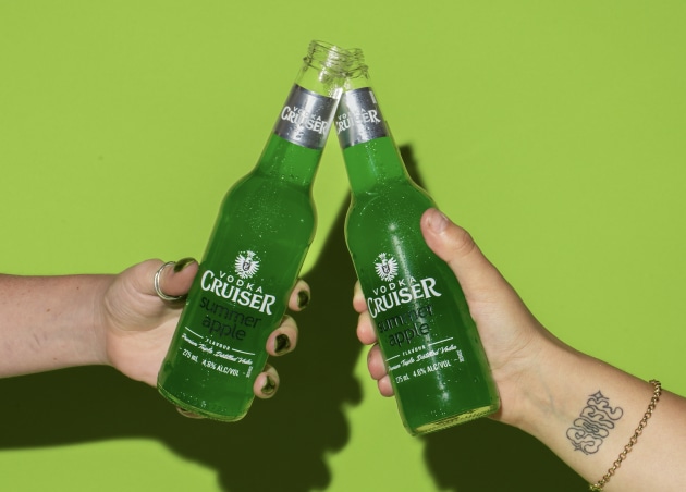 Asahi Premium Beverages brand, Vodka Cruiser, is jumping on the brat summer trend, launching its Summer Apple flavour for a limited time only.
Source: Vodka Cruiser