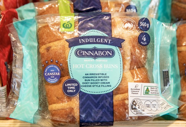 Woolworths has collaborated with American bakery chain, Cinnabon, to launch a limited-edition Hot Cross Bun, flavoured with the company&rsquo;s signature cinnamon swirl and glaze.
Source: Woolworths