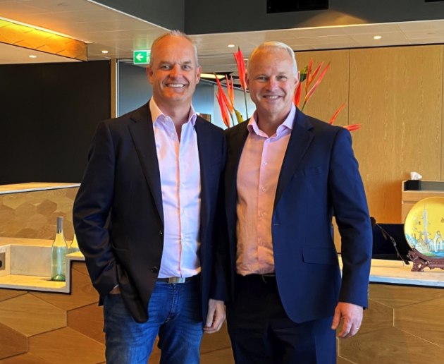 RAA CEO Nick Reade and Allianz Australia Managing Director Richard Feledy