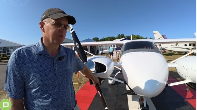 The experimental kit J432 on display at AirVenture has two pod-mounted 80-hp Jabiru engines, Garmin avionics, and a 125-knot cruise speed.
