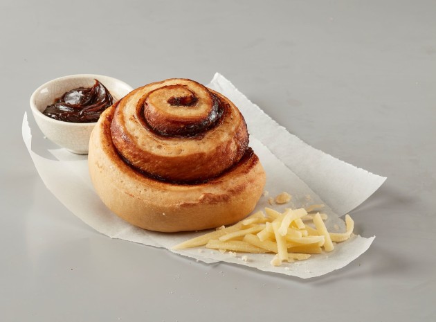 Consumers can now make their own Vegemite and cheese scrolls at home, with Green's Baking teaming up with Vegemite to create the savoury mix you need.