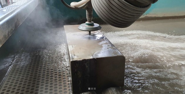 SMETEC utilises fibre laser and waterjet cutting technologies to ensure material is processed to uphold Bisalloy&rsquo;s high specifications. (Credit: SMETEC)