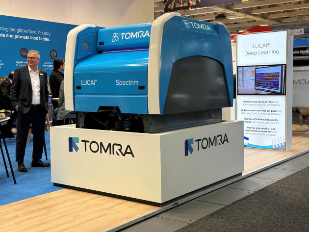 The TOMRA Spectrim X grading platform features TOMRA Food's LUCAi Deep Learning technology.