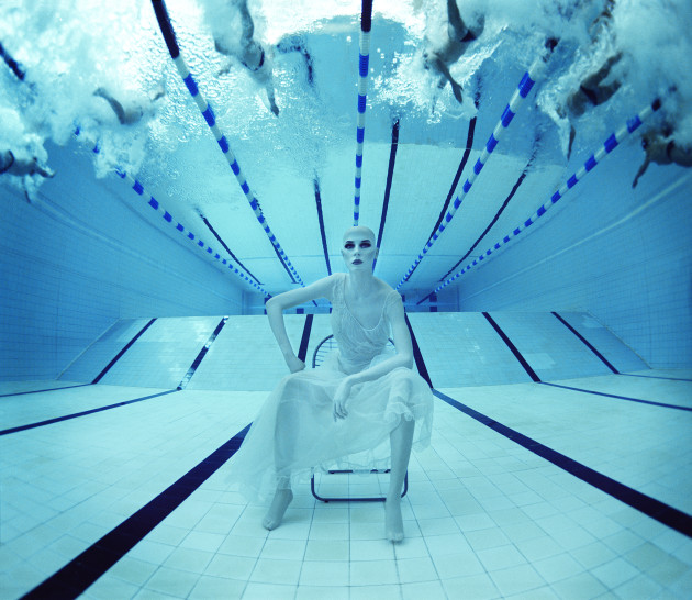 &copy; Zena Holloway
