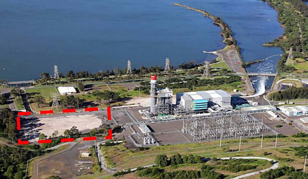 The site of the proposed Tallawarra B power station on the shore of Lake Illawarra. (Energy Australia)