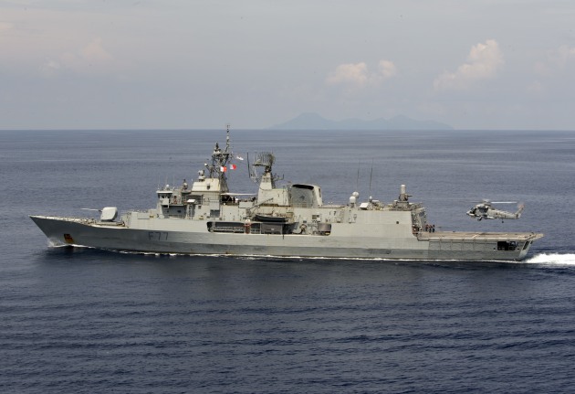 A Royal New Zealand Navy Sea Sprite lands on HMNZS Te Kaha. Credit: Defence