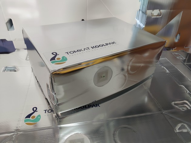 Developed with five patent families, KoolPak features a modular, collapsible design and includes NFC-enabled temperature and location tracking, empowering users to monitor shipments without opening them.
Source: TomKat