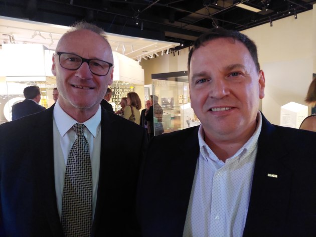 GUests enjoying the evening: (l-r) APPMA board member Tony Bowyer and Pilz APAC director James Large