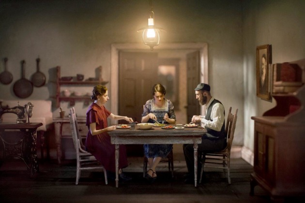 Thinking outside the frame. &copy; Richard Tuschman.
