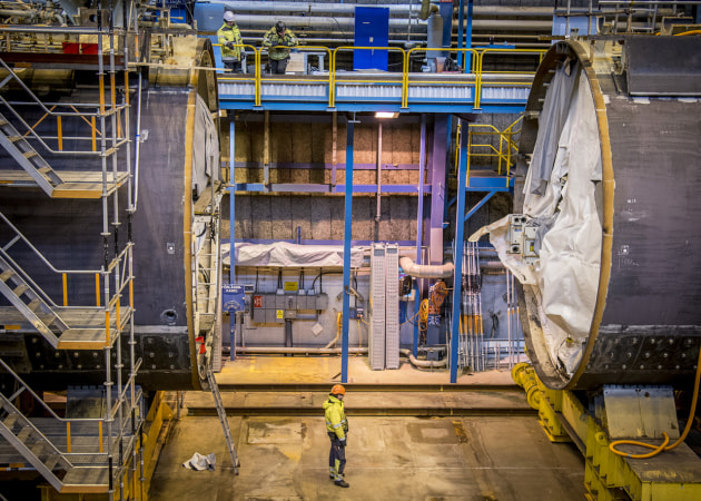 Gotland-class submarine HSMS Uppland separated to receive 2-metre hull insert. (SAAB)