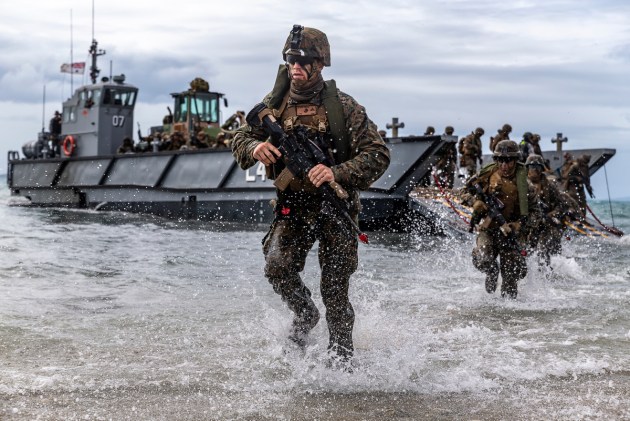 US Marines conduct a simulated amphibious assault during Exercise Talisman Sabre 19.
Defence
