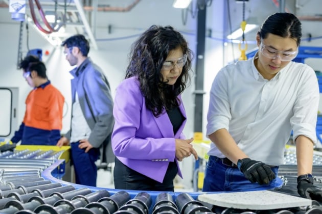 Professor Veena Sahajwalla, director of the Sustainable Materials Research & Technology (SMaRT) Centre at UNSW
