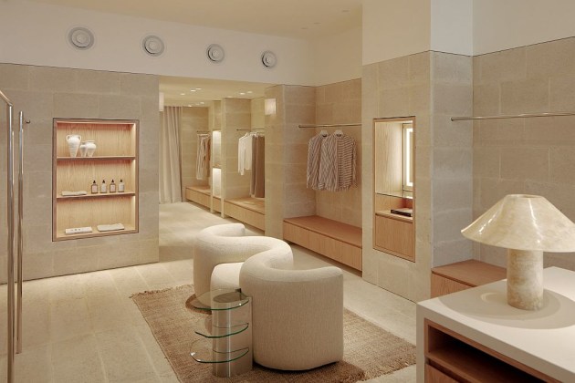 Venroy Armadale Store - Photo by Tom Ross