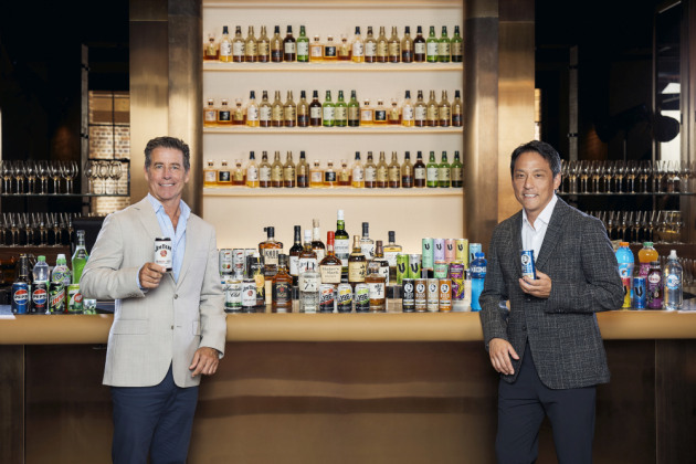 "This is just the beginning": Mark Hill, MD Global Spirits (left) and Dai Minato, CEO of Suntory Beverage & Food Oceania. (Image: Suntory Oceania)