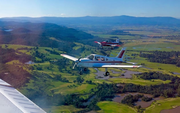 Wedgetails 2 and 4 in trail as the formation leaves Lilydale en route to ML via MONTY and BOSGI. (Glenda Smith)