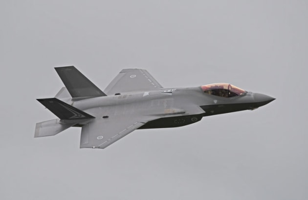 A RAAF F-35 showed its stuff at on the Sunday of WOI 2021 after the weather prevented it from getting there on the Saturday. (Steve Hitchen)