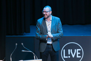 VIDEO: Schawk's Steve Jackson adds colour to LIVE