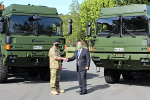Rheinmetall completes handover of heavy recovery vehicles to NZDF
