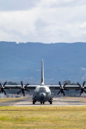 Defence replaces C-130J with C-130J