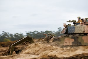 Soldiers train on new combat engineering vehicles