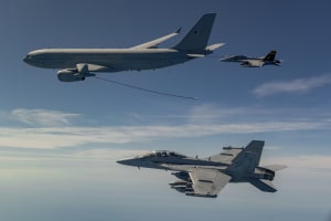 Australia acquires US Super Hornet and Growler training