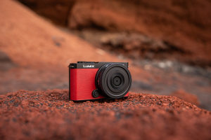 Panasonic announces tiny full-frame Lumix S9