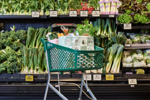 Woolworths adds click-open reusable bags