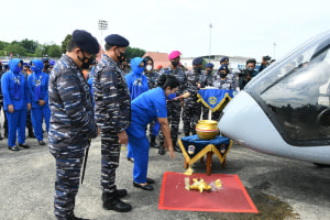 Bell delivers two 505s to the Indonesian Navy