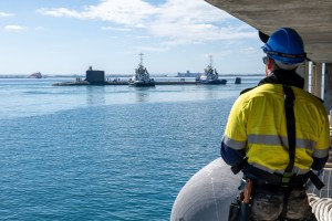 USS Minnesota arrives in Western Australia