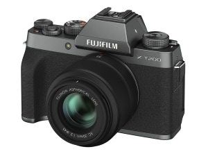 Fujifilm announces X-T200