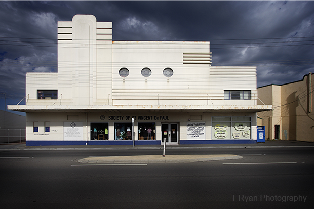 Photo Tip of the Week: Shooting Architecture (Part Two)