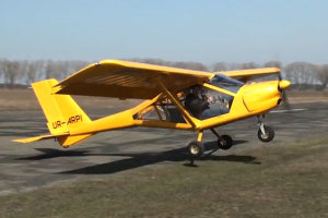 FRIDAY FLYING VIDEO: A22 Foxbat VSTOL