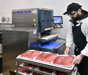 Mettler-Toledo's auto wrappers save time for supermarkets